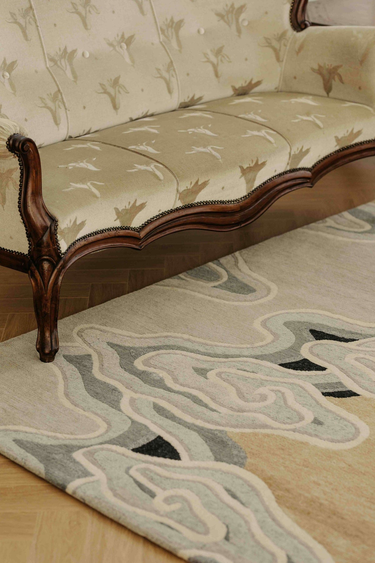 Handwoven Wool Tibetan Rug-Auspicious Cloud Motif