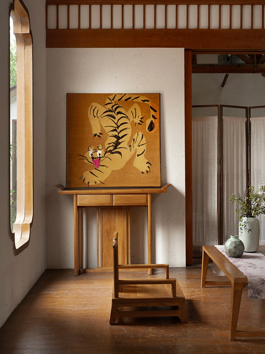 Hand‑Woven Tibetan Wool Rug, Tiger Motif